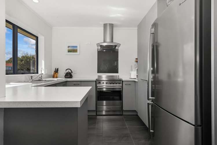 47 Makarini Street Paraparaumu_3