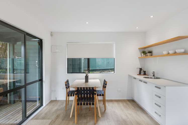 1/6 Cliff View Drive Green Bay_23