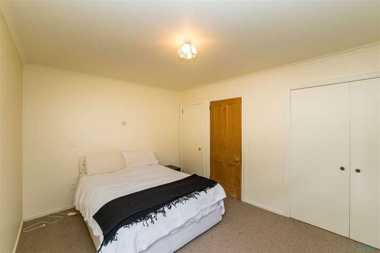 8 Thorn Crescent Fernhill/Sunshine Bay_15