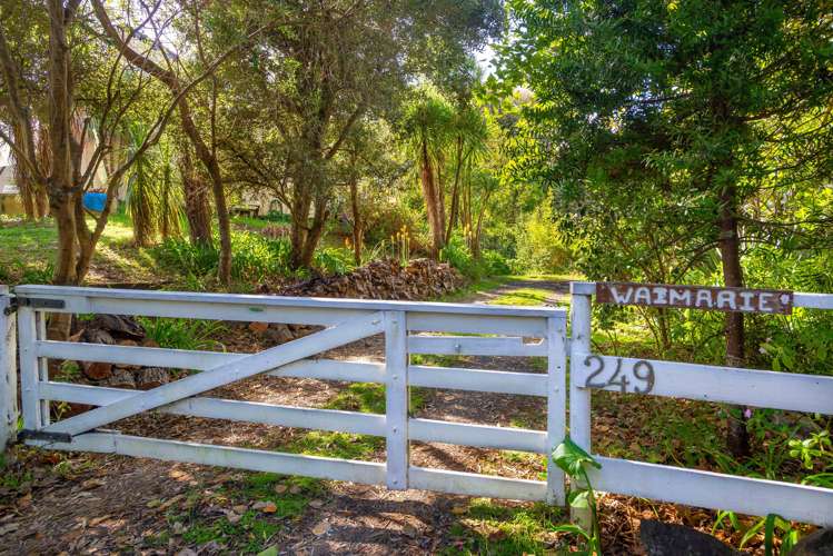 249 Hokianga Harbour Drive Omapere_16