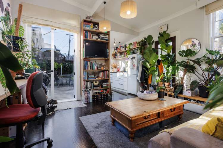 19 Armour Avenue Mount Victoria_8