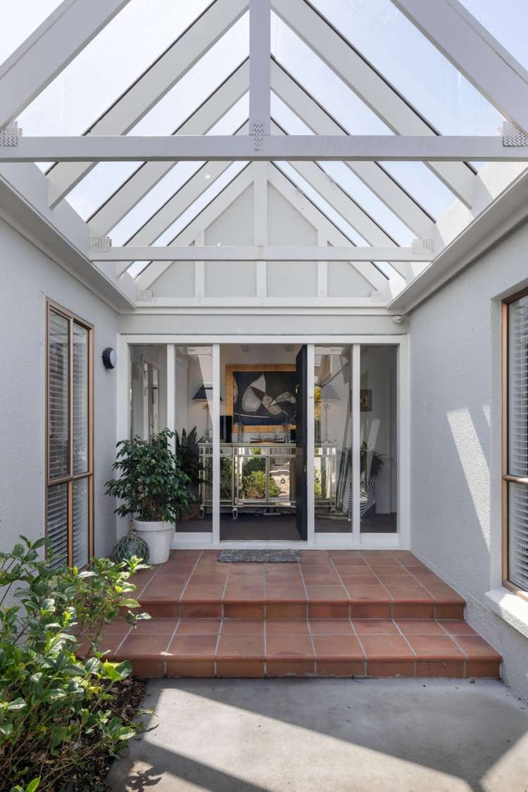 37 Pah Street Matua_11