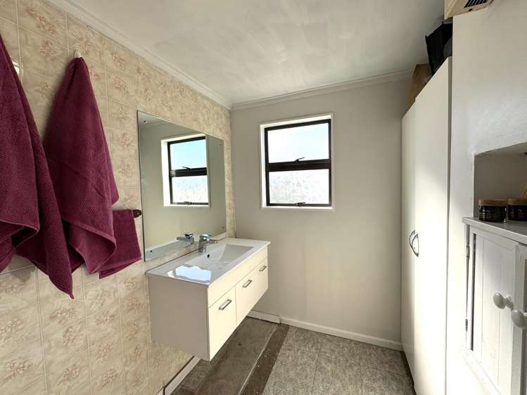 82 Salcombe Street Kaitangata_16