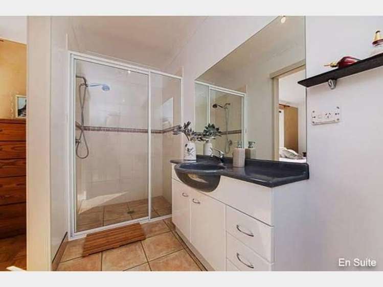 31 Roy Maloney Drive Henderson_14