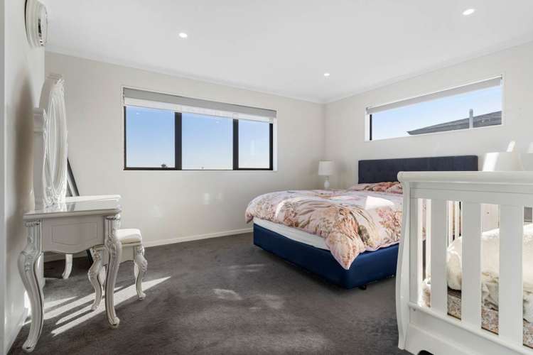 22 Cooladawson Drive Flat Bush_13