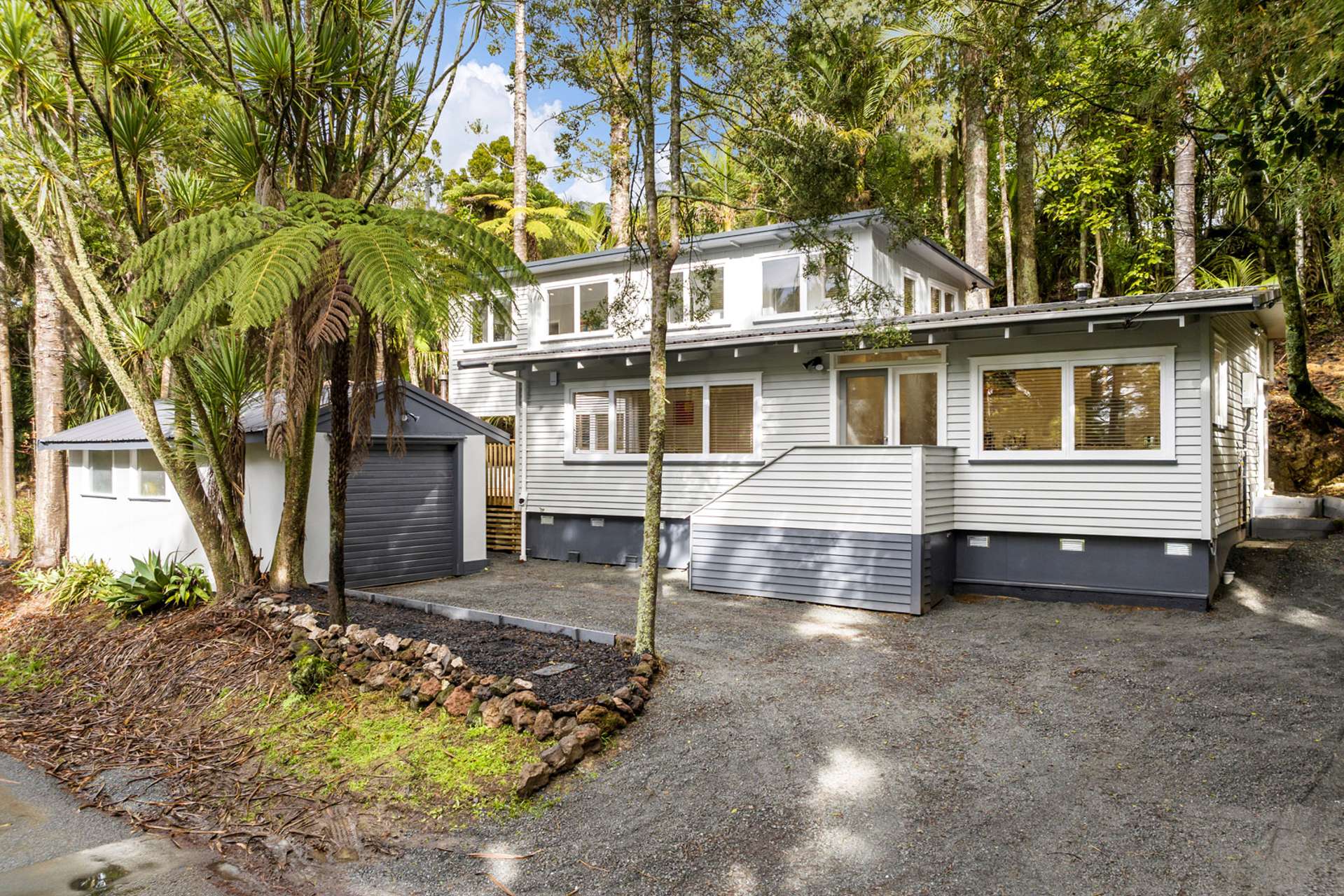 45 Park Road Titirangi_0