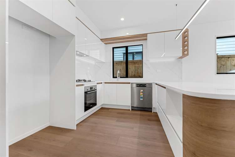 11 Cronshaw Road Karaka_6