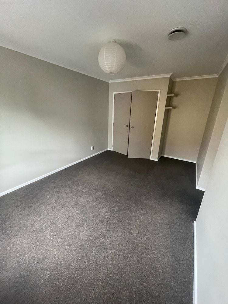 24 Barnea Circle Glen Eden_12