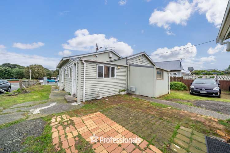 163 Coutts Street Rongotai_12