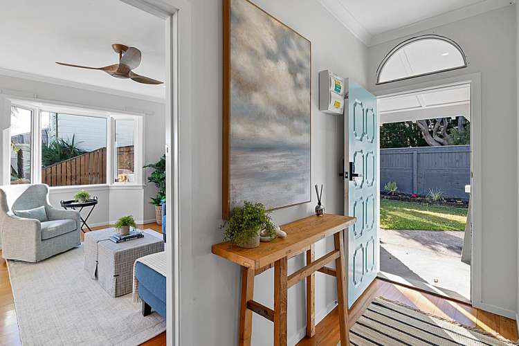 44 Victoria Road Brooklands_15