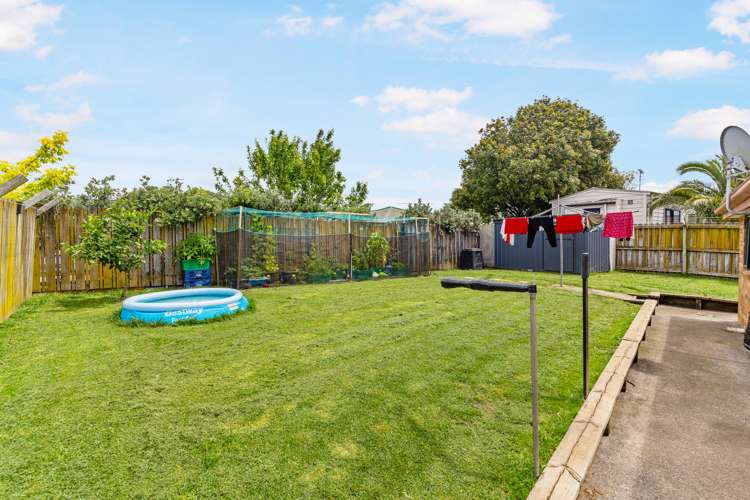 15 Walter Little Way Flat Bush_6