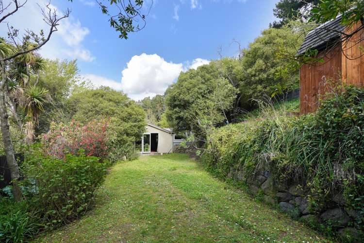 321 Port Hills Road Hillsborough_16