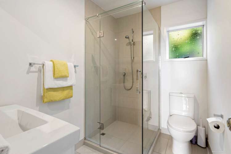 4 South Lynn Road Titirangi_11