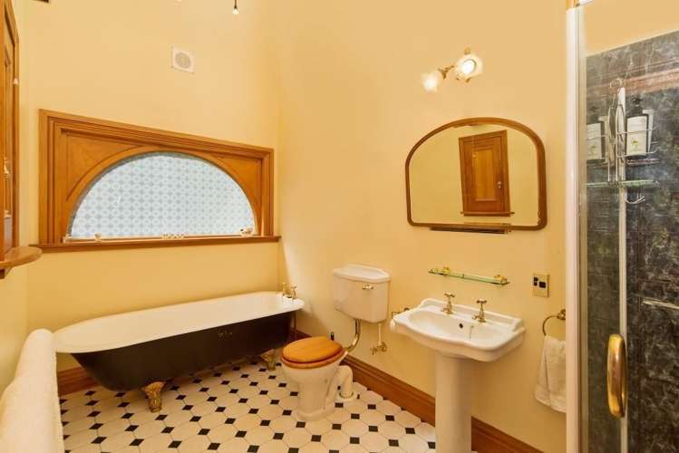 8 Hilton Road Carterton_14