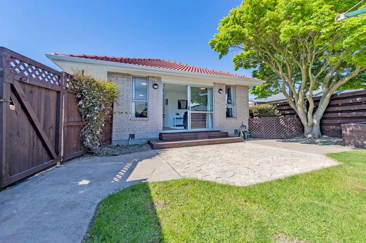 67 Oakley Crescent Hornby_7