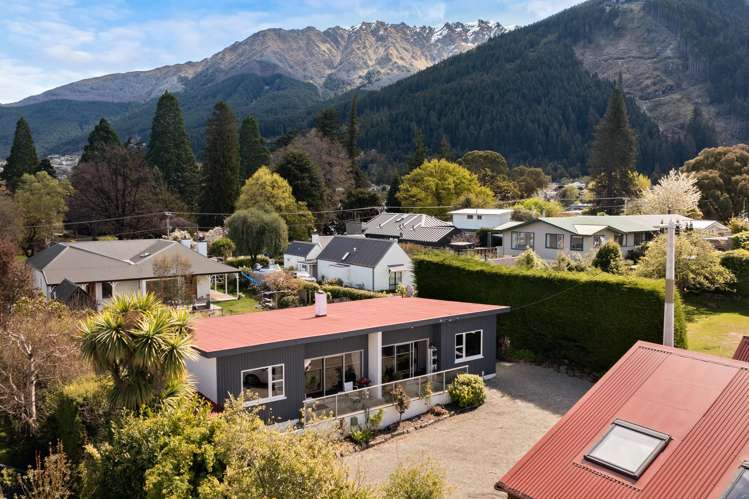 21 Brisbane Street Queenstown_1