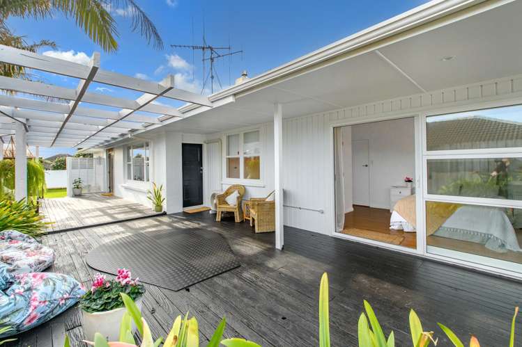232 Levers Road_3