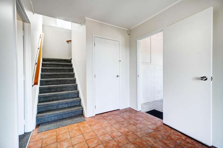 29 Noeleen Street Glenfield_29