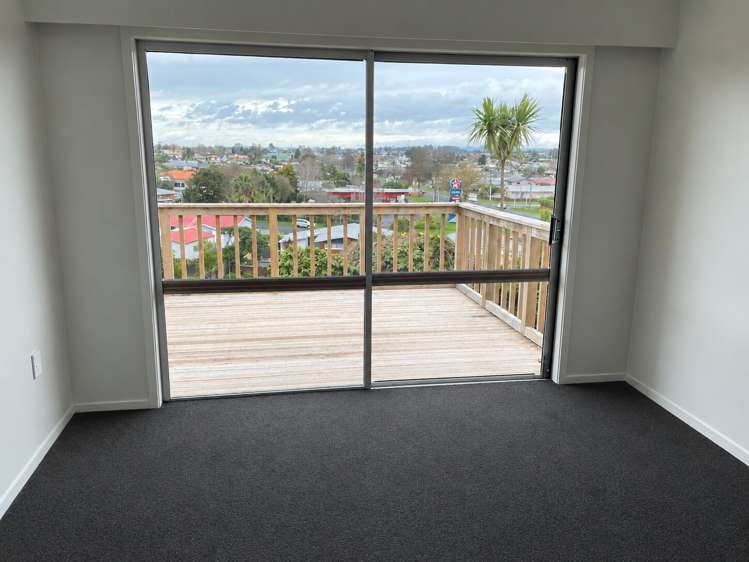 15 Beaumaris Place Dinsdale_5