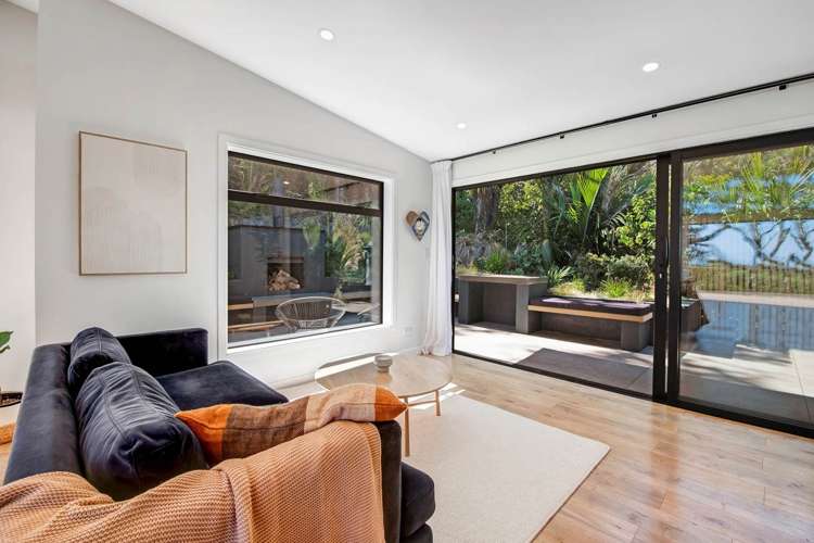 167 Motutara Road Muriwai_17