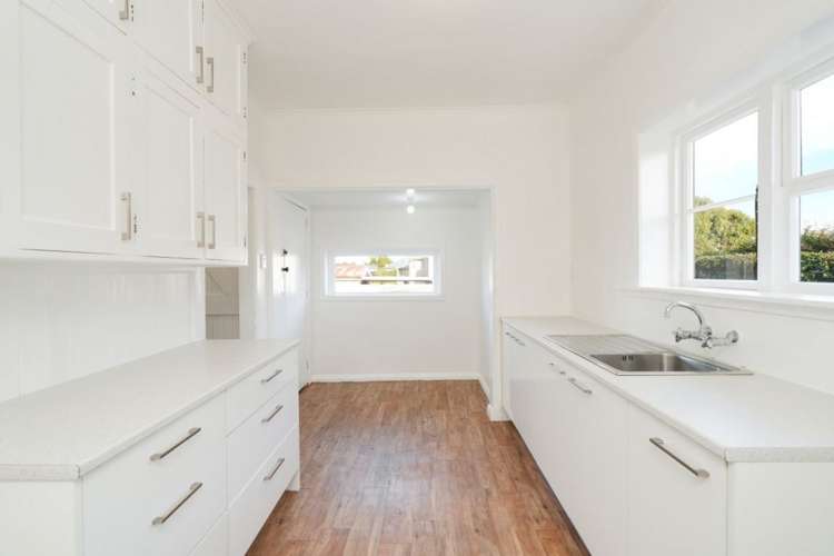 361 Tay Street_3