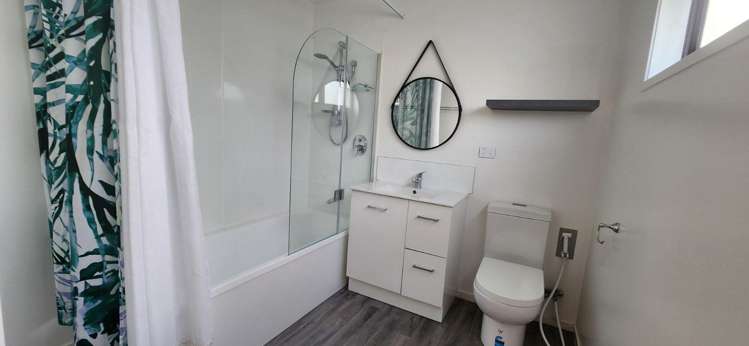 13A Tui Road Western Heights_7