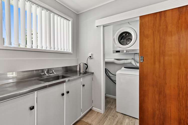 2/42 Halsey Road Manurewa_9