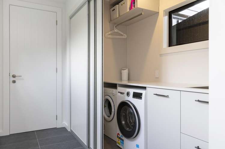 8 Kurapoto Lane Rainbow Point_29