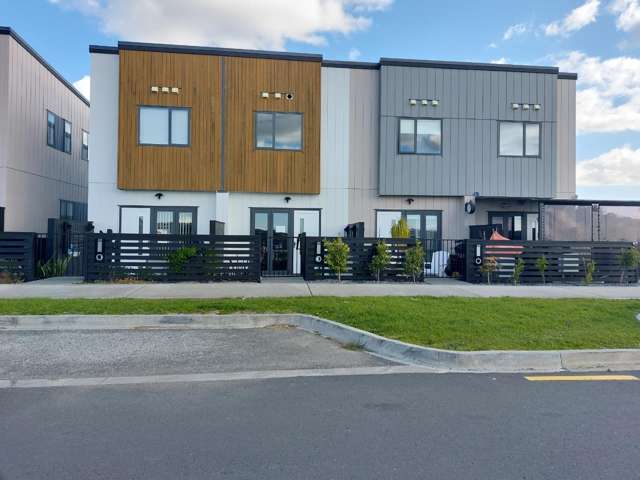 Spacious 3-Bedroom Home in Totara Park