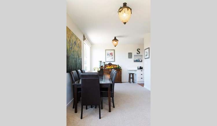 3 Hereworth Grove 10484_16