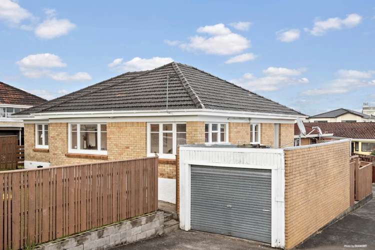 1/20 Prictor Street Papakura_16