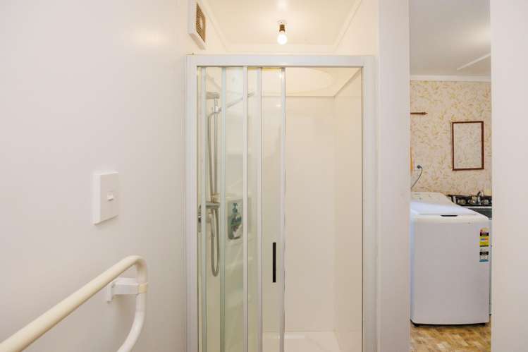 105 Clifton Terrace Fitzherbert_18