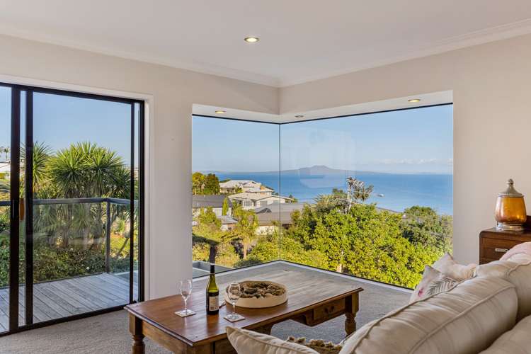 2/28 Orchard Road Waiake_5