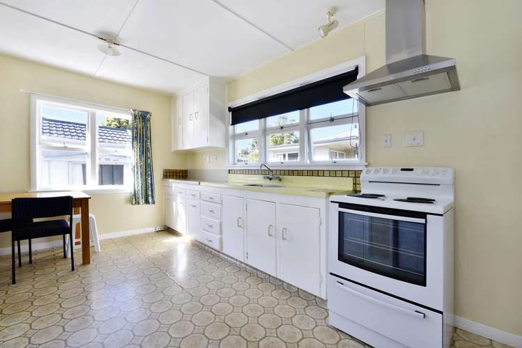 1/27 Manson Avenue Stoke_1