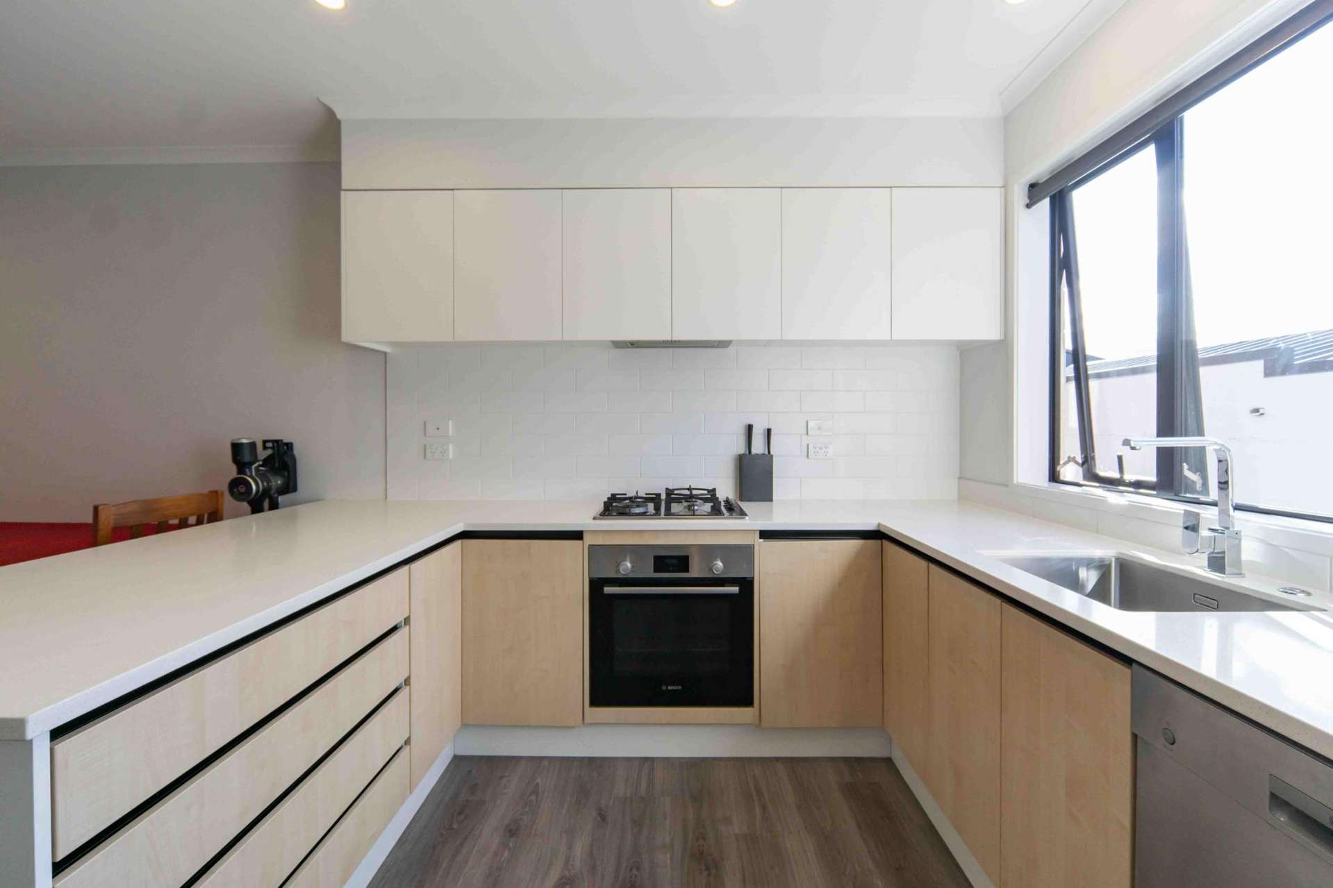14/182 London Street Hamilton Central_0