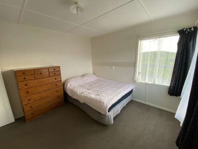 75b Phillips Ave 10917_3