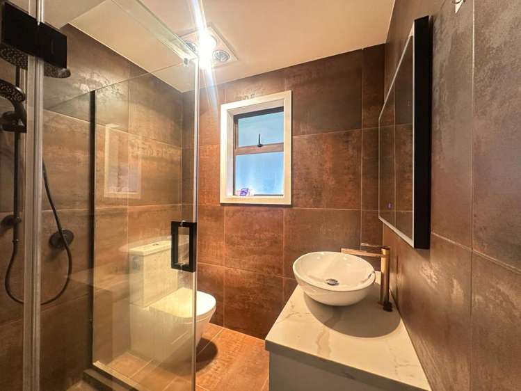 24b Duncan Avenue Te Atatu South_15