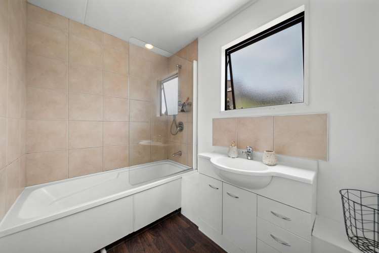 9B Dart Place Fernhill_17