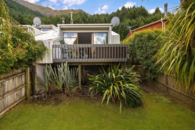 30b Dart Place Fernhill/Sunshine Bay_1