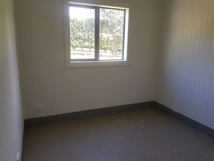 1249 Lakeside Road Milton_13