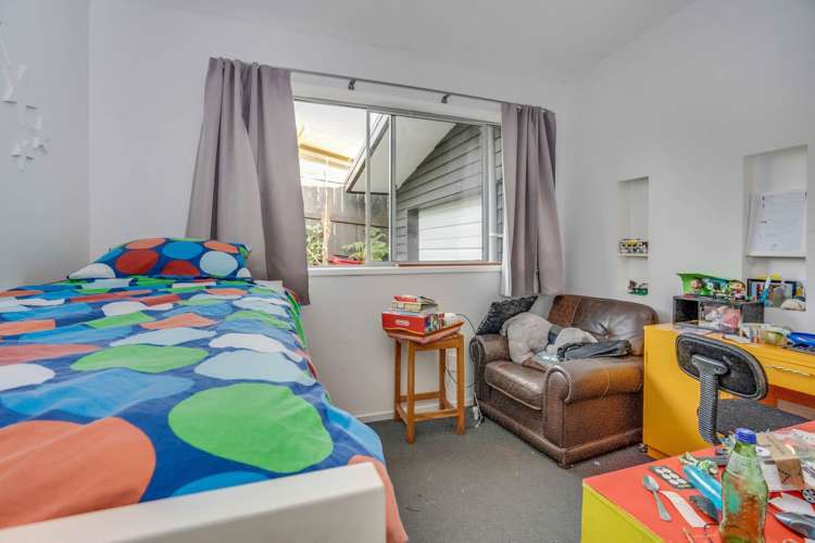 98 Alcoba Street Kamo_9