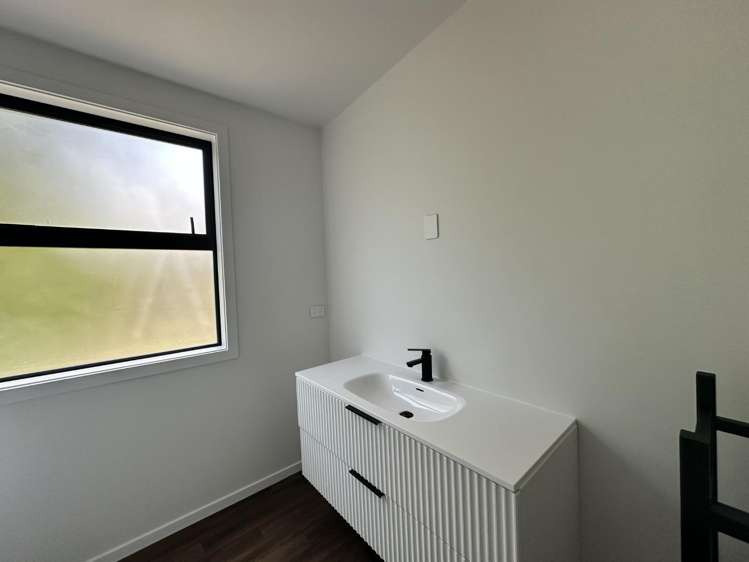 24 Parawera Drive 1045_7