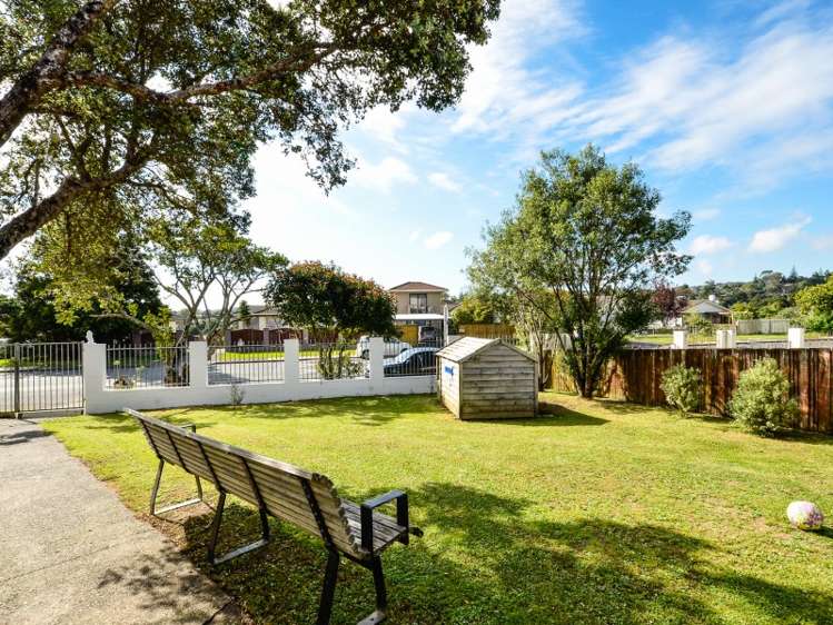 65 Solar Road Glen Eden_5