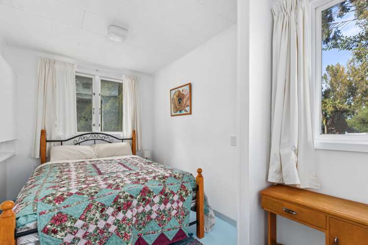 16 Parkers Road Carterton_18