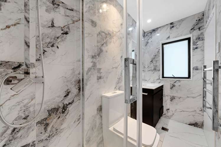 2/12 Landon Avenue Papatoetoe_10