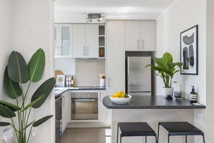 9/5 Curran Street Herne Bay_3