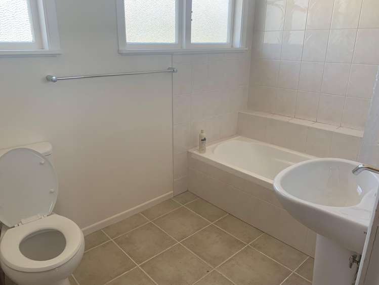 2 Gordon Crescent Marton_5
