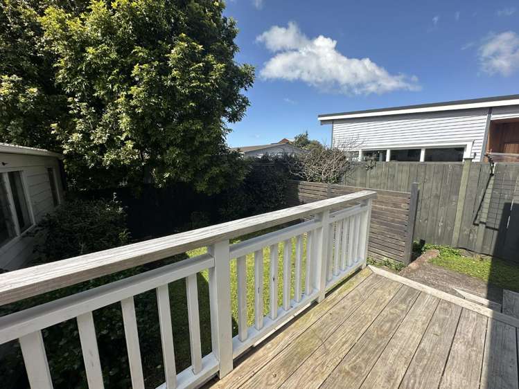 57 Normans Hill Road Onehunga_15