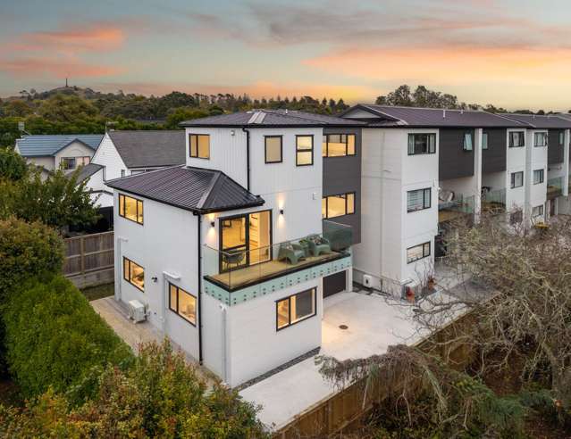 Rare Standalone Home – Modern Comfort in Greenlane