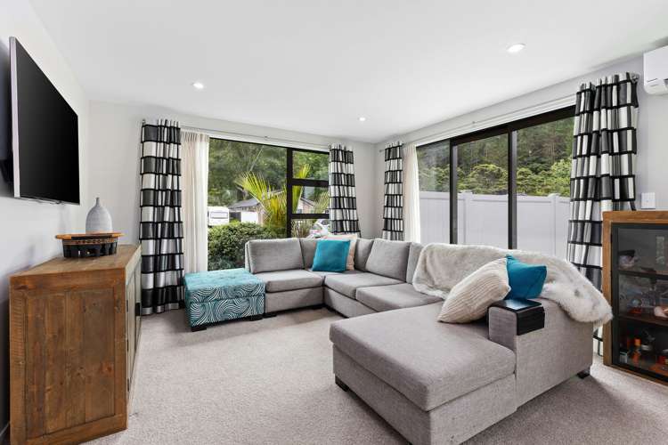 37 Crabb Fields Lane Riverhead_3